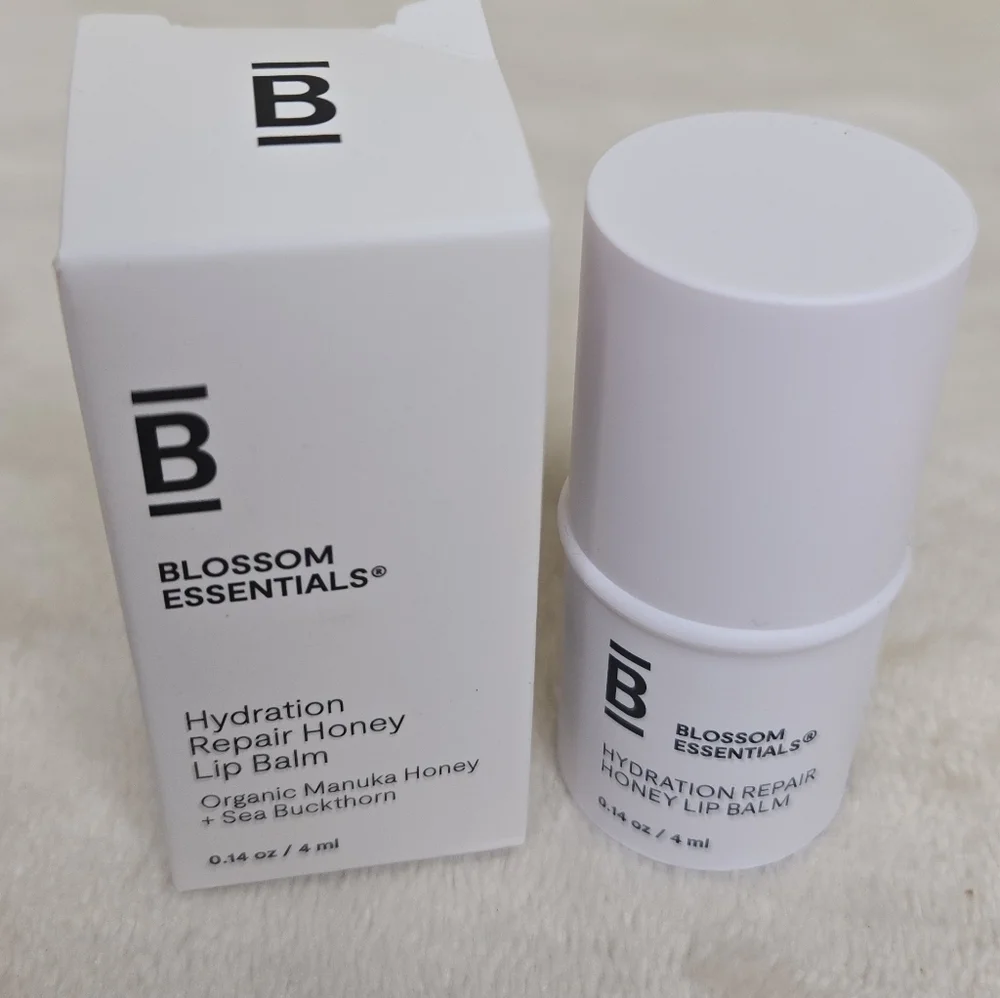 Blossom Essentials Hydration Repair Honey Lip Balm